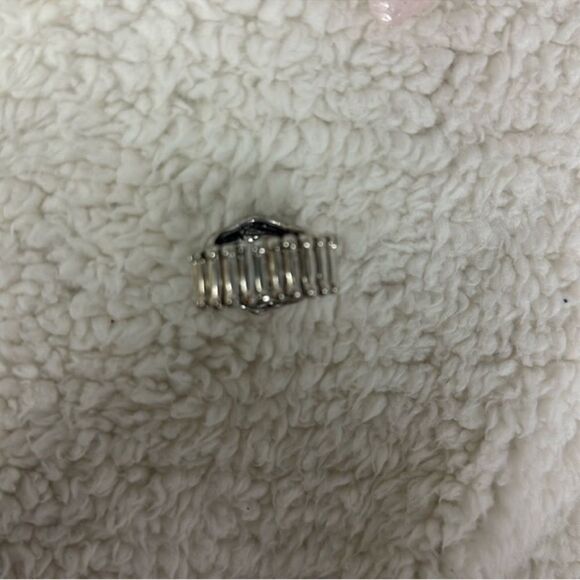 Chocolate Caramel Three Rhinestones Wavy Silver Tone Expandable Ring - Picture 6 of 14